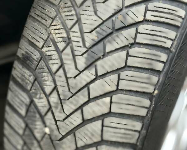 Сірий Каділак АТС, об'ємом двигуна 2.5 л та пробігом 218 тис. км за 12700 $, фото 5 на Automoto.ua