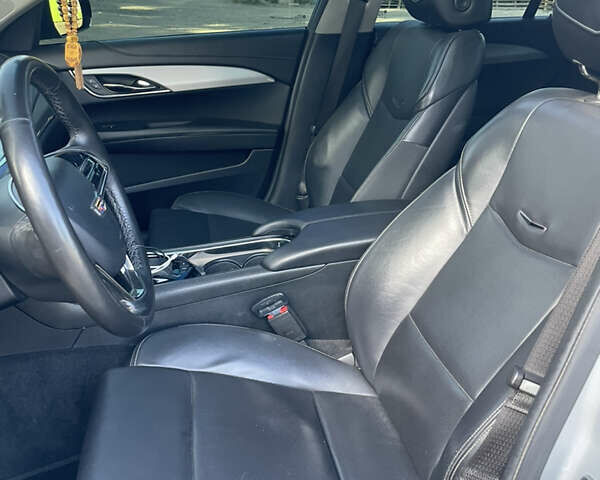 Кадиллак АТС 2014 в Нежине на Automoto.ua Серый Кадиллак АТС, объемом двигателя 2 л и пробегом 125 тыс. км за 12999 $, фото 14 на Automoto.ua