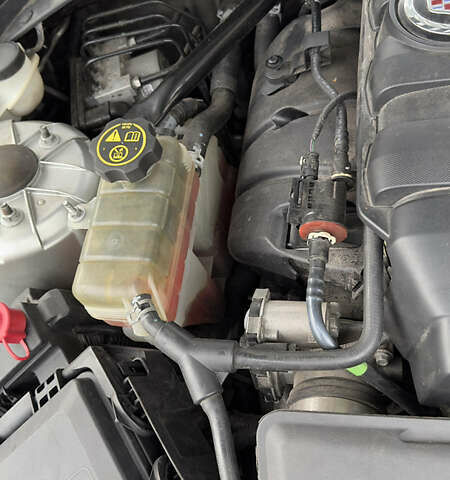 Серый Кадиллак АТС, объемом двигателя 2.5 л и пробегом 170 тыс. км за 9500 $, фото 22 на Automoto.ua