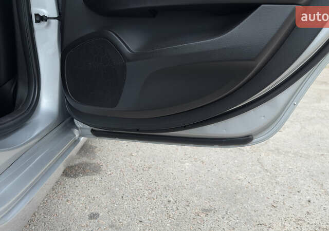 Серый Кадиллак АТС, объемом двигателя 2.5 л и пробегом 170 тыс. км за 9500 $, фото 12 на Automoto.ua