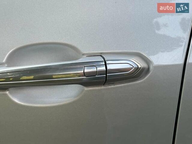 Серый Кадиллак АТС, объемом двигателя 2 л и пробегом 227 тыс. км за 11490 $, фото 35 на Automoto.ua
