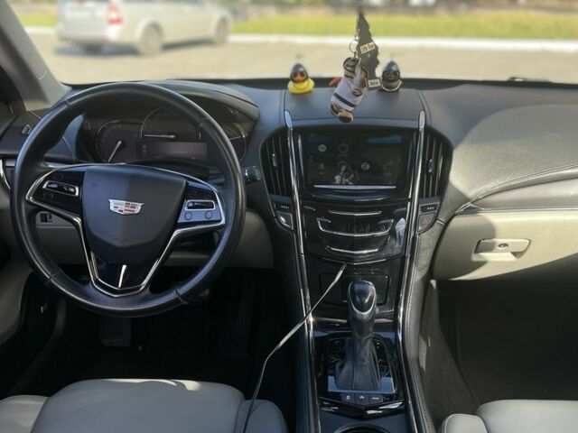 Серый Кадиллак АТС, объемом двигателя 2 л и пробегом 140 тыс. км за 12000 $, фото 5 на Automoto.ua