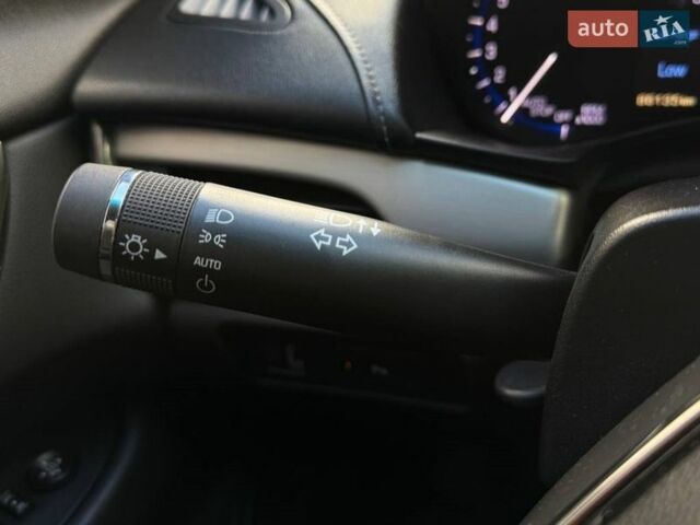 Синій Каділак АТС, об'ємом двигуна 2 л та пробігом 85 тис. км за 12490 $, фото 16 на Automoto.ua
