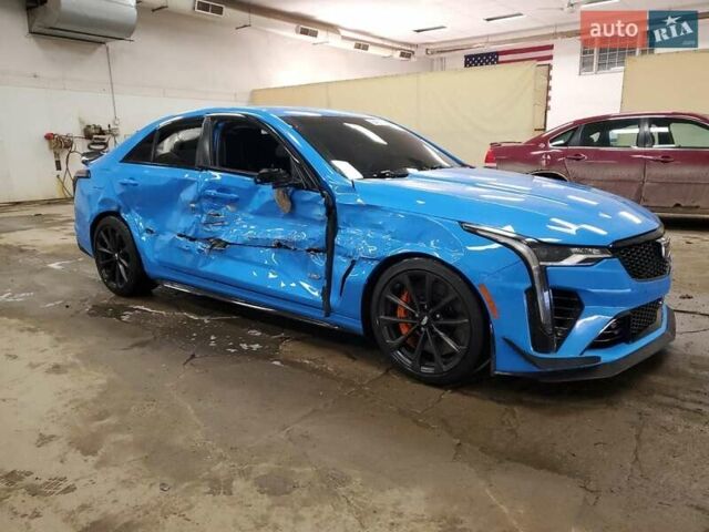 Синій Каділак CT4-V, об'ємом двигуна 3.6 л та пробігом 8 тис. км за 22800 $, фото 3 на Automoto.ua