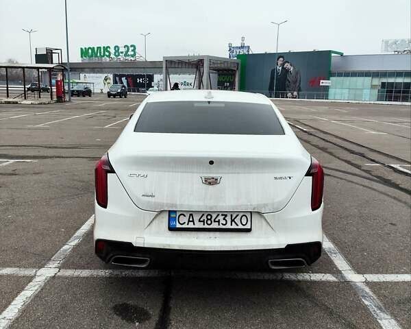 Белый Кадиллак CT4, объемом двигателя 2 л и пробегом 152 тыс. км за 18000 $, фото 4 на Automoto.ua