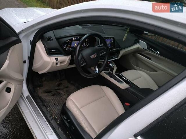 Белый Кадиллак CT4, объемом двигателя 2 л и пробегом 151 тыс. км за 19000 $, фото 12 на Automoto.ua