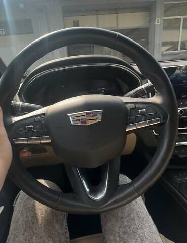 Черный Кадиллак CT5, объемом двигателя 2 л и пробегом 50 тыс. км за 34999 $, фото 1 на Automoto.ua
