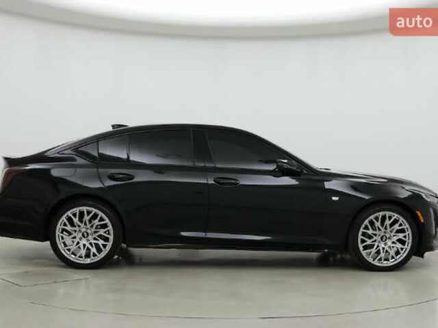 Черный Кадиллак CT5, объемом двигателя 2 л и пробегом 46 тыс. км за 2900 $, фото 7 на Automoto.ua