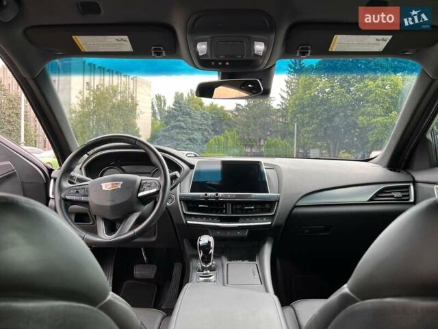 Черный Кадиллак CT5, объемом двигателя 2 л и пробегом 27 тыс. км за 32000 $, фото 27 на Automoto.ua