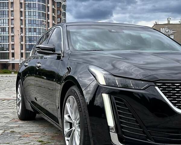 Черный Кадиллак CT5, объемом двигателя 2 л и пробегом 27 тыс. км за 32000 $, фото 1 на Automoto.ua