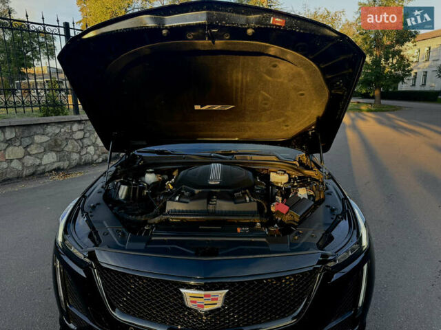 Черный Кадиллак CT5, объемом двигателя 3 л и пробегом 42 тыс. км за 47000 $, фото 5 на Automoto.ua