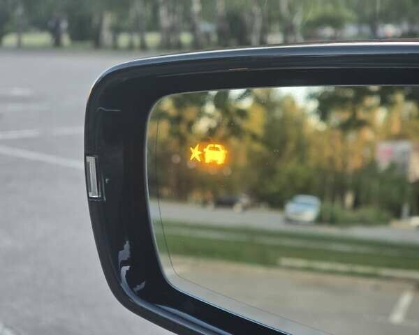Красный Кадиллак CT5, объемом двигателя 2 л и пробегом 81 тыс. км за 33500 $, фото 49 на Automoto.ua
