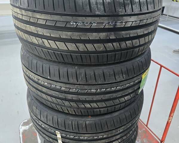 Красный Кадиллак CT5, объемом двигателя 2 л и пробегом 81 тыс. км за 33500 $, фото 77 на Automoto.ua