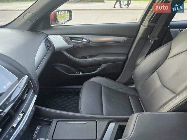 Красный Кадиллак CT5, объемом двигателя 2 л и пробегом 81 тыс. км за 32500 $, фото 14 на Automoto.ua