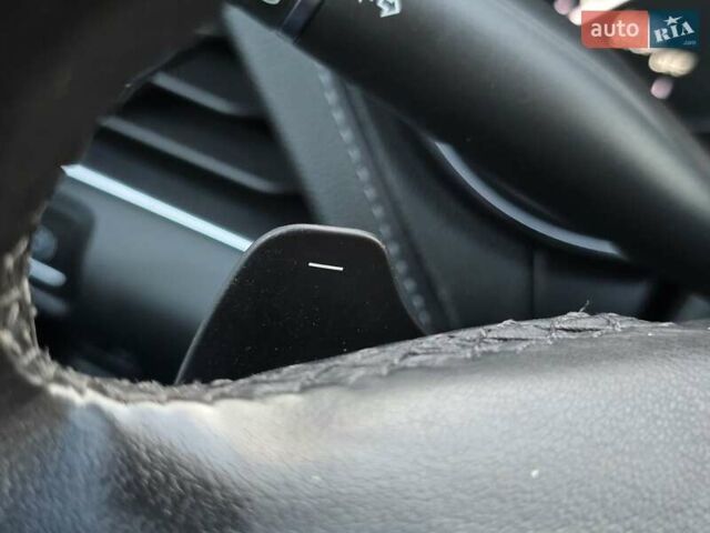 Красный Кадиллак CT5, объемом двигателя 2 л и пробегом 81 тыс. км за 33500 $, фото 43 на Automoto.ua