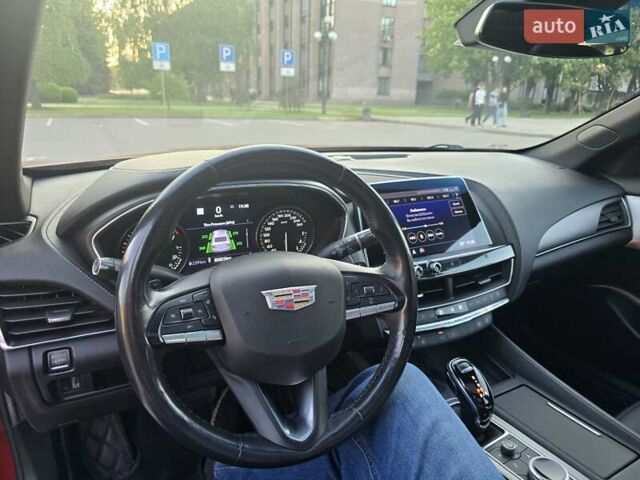 Красный Кадиллак CT5, объемом двигателя 2 л и пробегом 81 тыс. км за 32500 $, фото 13 на Automoto.ua