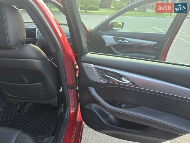 Красный Кадиллак CT5, объемом двигателя 2 л и пробегом 81 тыс. км за 33500 $, фото 56 на Automoto.ua