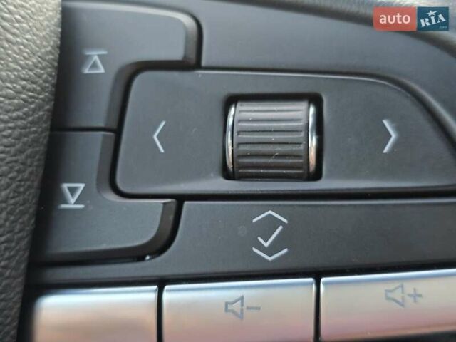 Красный Кадиллак CT5, объемом двигателя 2 л и пробегом 81 тыс. км за 32500 $, фото 46 на Automoto.ua