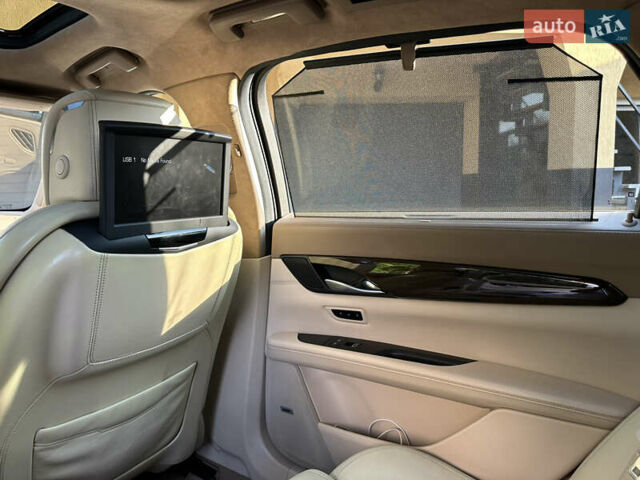 Белый Кадиллак CT6, объемом двигателя 3 л и пробегом 120 тыс. км за 27100 $, фото 25 на Automoto.ua