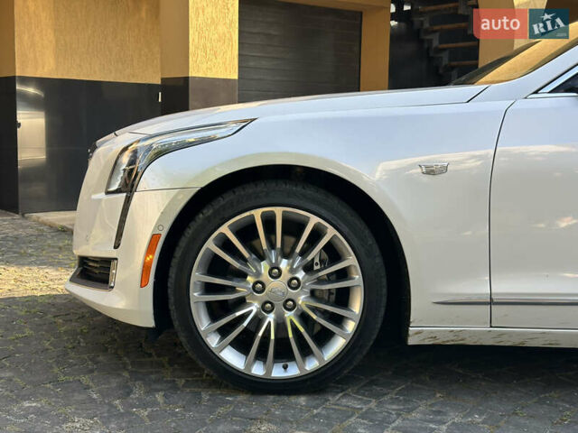Белый Кадиллак CT6, объемом двигателя 3 л и пробегом 120 тыс. км за 27100 $, фото 8 на Automoto.ua