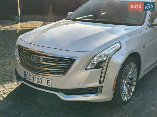 Белый Кадиллак CT6, объемом двигателя 3 л и пробегом 120 тыс. км за 27100 $, фото 1 на Automoto.ua