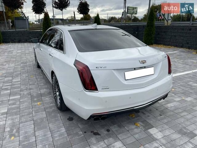 Білий Каділак CT6, об'ємом двигуна 3.6 л та пробігом 175 тис. км за 27000 $, фото 7 на Automoto.ua
