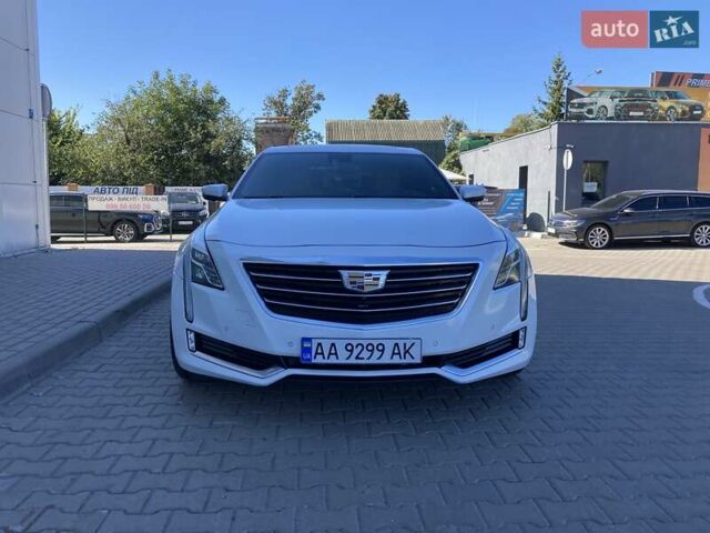 Белый Кадиллак CT6, объемом двигателя 3 л и пробегом 44 тыс. км за 21900 $, фото 1 на Automoto.ua