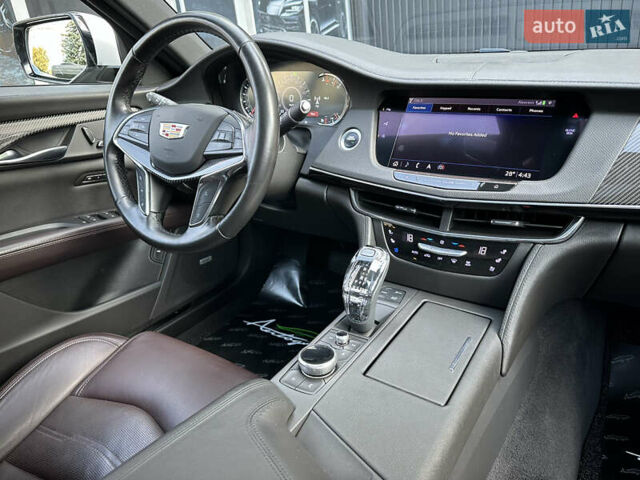Белый Кадиллак CT6, объемом двигателя 3.65 л и пробегом 65 тыс. км за 35000 $, фото 36 на Automoto.ua