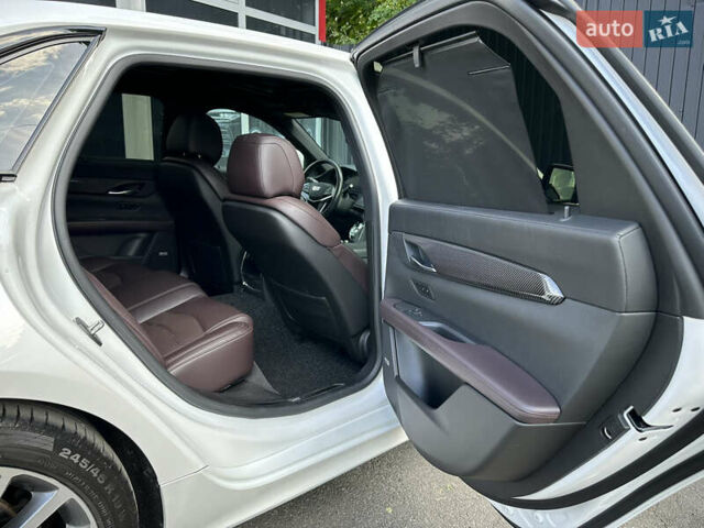 Белый Кадиллак CT6, объемом двигателя 3.65 л и пробегом 65 тыс. км за 35000 $, фото 21 на Automoto.ua