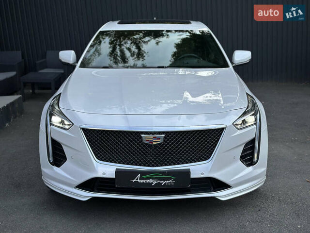 Белый Кадиллак CT6, объемом двигателя 3.65 л и пробегом 65 тыс. км за 35000 $, фото 2 на Automoto.ua