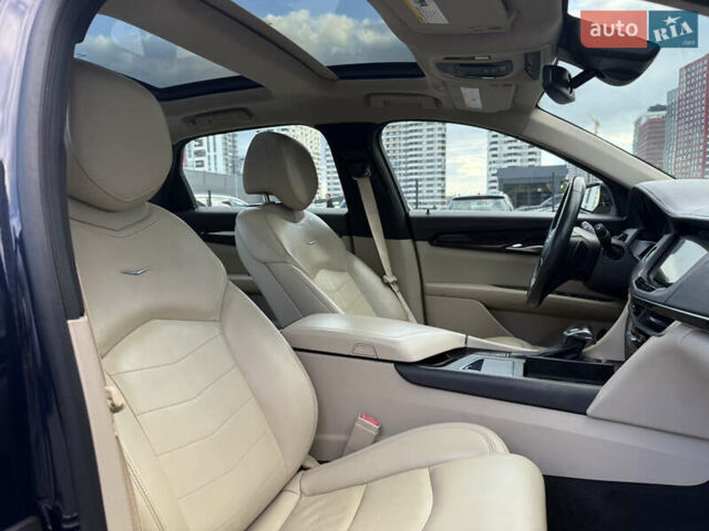 Чорний Каділак CT6, об'ємом двигуна 3.6 л та пробігом 91 тис. км за 20900 $, фото 46 на Automoto.ua