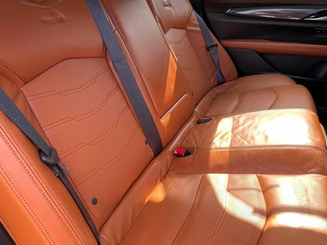 Черный Кадиллак CT6, объемом двигателя 3.6 л и пробегом 80 тыс. км за 10200 $, фото 12 на Automoto.ua