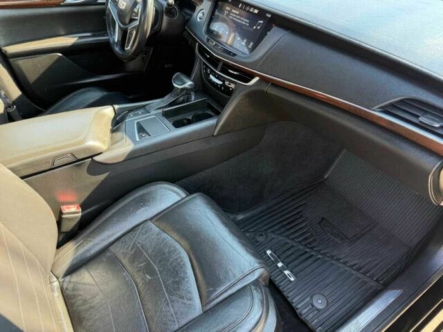 Черный Кадиллак CT6, объемом двигателя 3.6 л и пробегом 70 тыс. км за 3200 $, фото 7 на Automoto.ua