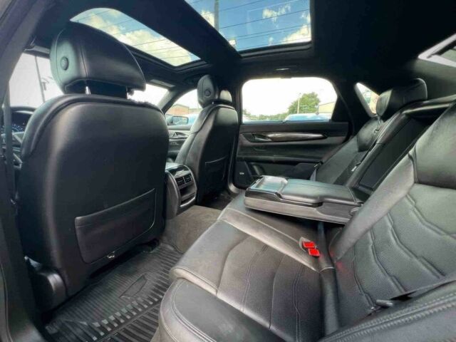 Черный Кадиллак CT6, объемом двигателя 3.6 л и пробегом 59 тыс. км за 13200 $, фото 12 на Automoto.ua