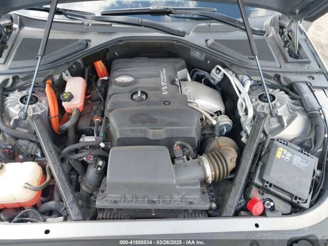 Серый Кадиллак CT6, объемом двигателя 2 л и пробегом 28 тыс. км за 17000 $, фото 12 на Automoto.ua