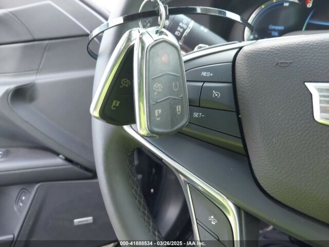 Серый Кадиллак CT6, объемом двигателя 2 л и пробегом 28 тыс. км за 17000 $, фото 10 на Automoto.ua