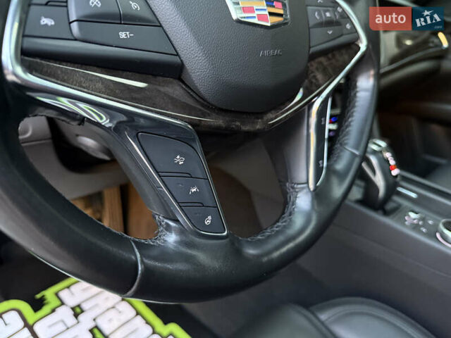 Серый Кадиллак CT6, объемом двигателя 3.64 л и пробегом 160 тыс. км за 26000 $, фото 29 на Automoto.ua