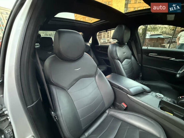 Серый Кадиллак CT6, объемом двигателя 3.64 л и пробегом 160 тыс. км за 26000 $, фото 38 на Automoto.ua