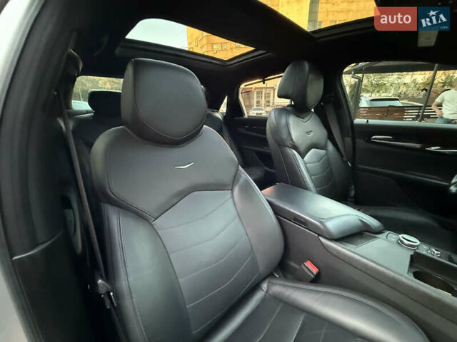 Серый Кадиллак CT6, объемом двигателя 3.64 л и пробегом 160 тыс. км за 26000 $, фото 39 на Automoto.ua