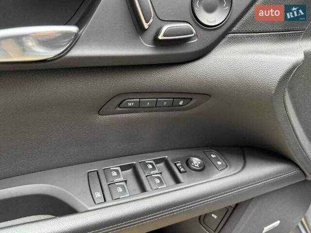 Серый Кадиллак CT6, объемом двигателя 3 л и пробегом 161 тыс. км за 39900 $, фото 16 на Automoto.ua