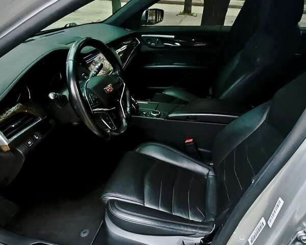 Серый Кадиллак CT6, объемом двигателя 3.6 л и пробегом 156 тыс. км за 35000 $, фото 11 на Automoto.ua