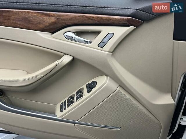 Білий Каділак CTS, об'ємом двигуна 3 л та пробігом 165 тис. км за 8265 $, фото 14 на Automoto.ua