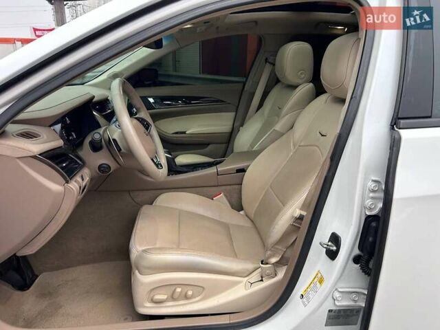 Белый Кадиллак СТС, объемом двигателя 2 л и пробегом 152 тыс. км за 14990 $, фото 8 на Automoto.ua