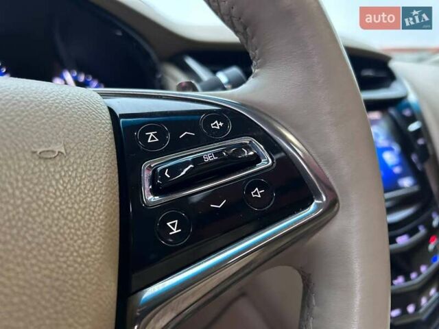 Білий Каділак CTS, об'ємом двигуна 2 л та пробігом 152 тис. км за 14990 $, фото 21 на Automoto.ua