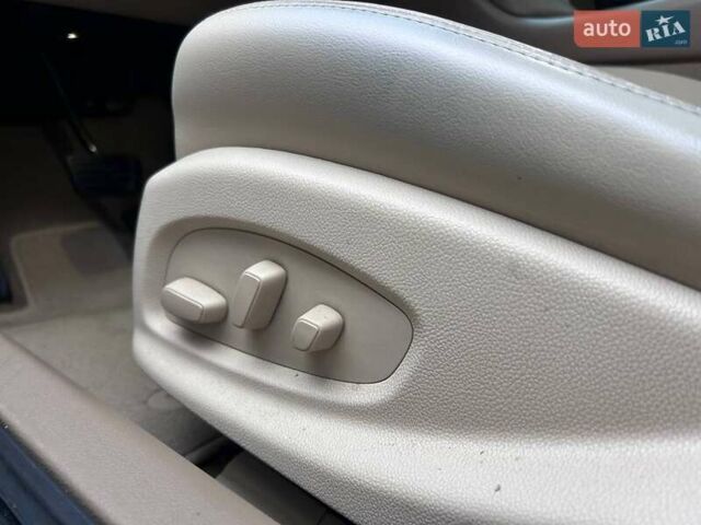 Белый Кадиллак СТС, объемом двигателя 2 л и пробегом 152 тыс. км за 14990 $, фото 17 на Automoto.ua