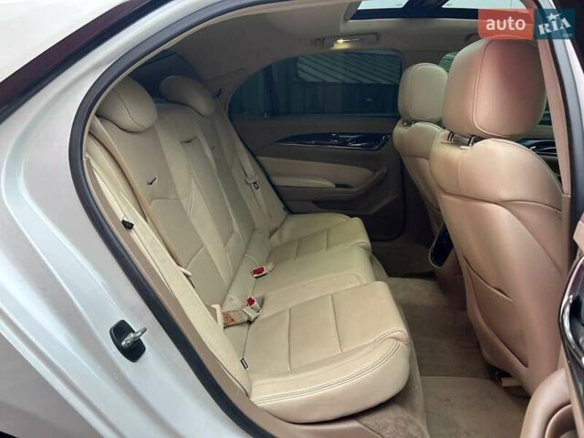 Белый Кадиллак СТС, объемом двигателя 2 л и пробегом 152 тыс. км за 14990 $, фото 11 на Automoto.ua