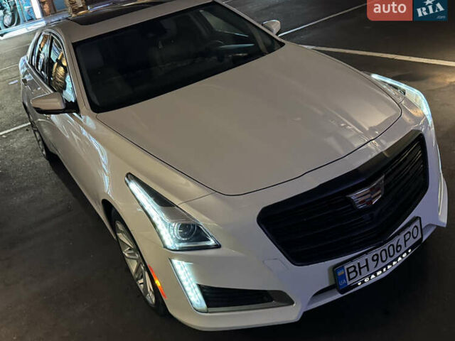 Белый Кадиллак СТС, объемом двигателя 3.6 л и пробегом 159 тыс. км за 13900 $, фото 6 на Automoto.ua