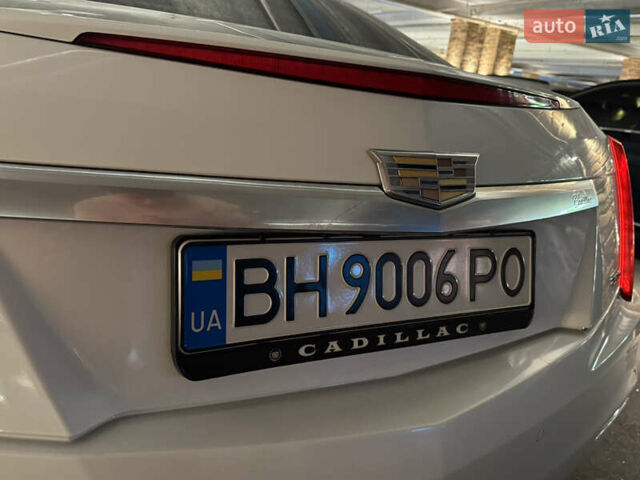 Белый Кадиллак СТС, объемом двигателя 3.6 л и пробегом 159 тыс. км за 13900 $, фото 24 на Automoto.ua
