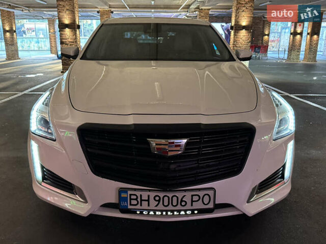 Белый Кадиллак СТС, объемом двигателя 3.6 л и пробегом 159 тыс. км за 13900 $, фото 4 на Automoto.ua