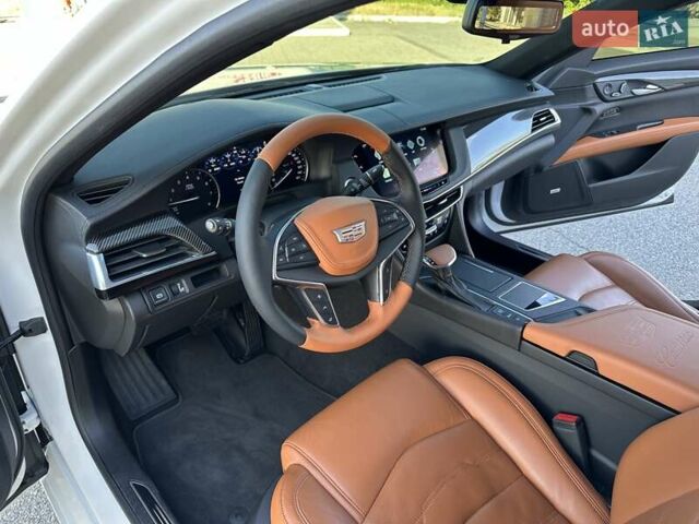 Белый Кадиллак СТС, объемом двигателя 3.65 л и пробегом 41 тыс. км за 25999 $, фото 42 на Automoto.ua